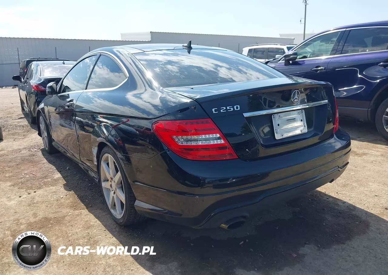2013 Mercedes-Benz C 250 VIN:WDDGJ4HB4DG053053 - 3