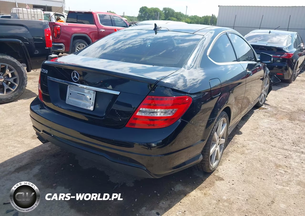 2013 Mercedes-Benz C 250 VIN:WDDGJ4HB4DG053053 - 4
