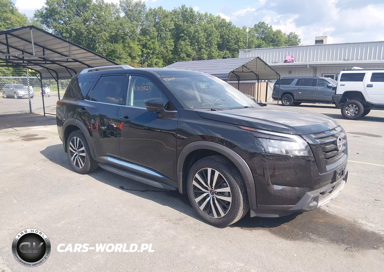 2025 Nissan Pathfinder Platinum 4Wd
