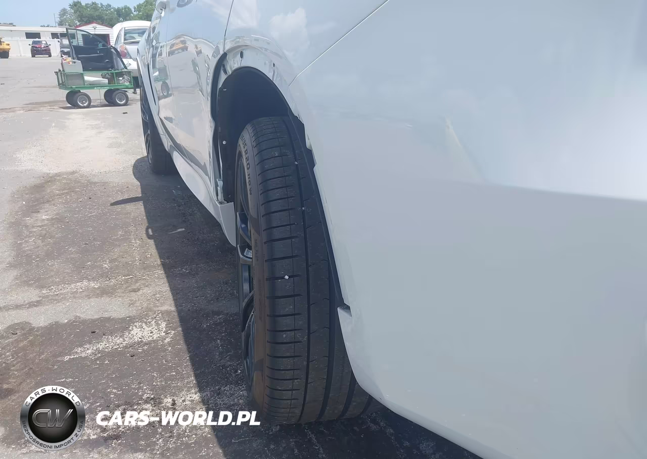 2018 BMW X5 xDrive35I VIN:5UXKR0C53J0Y00751 - 19
