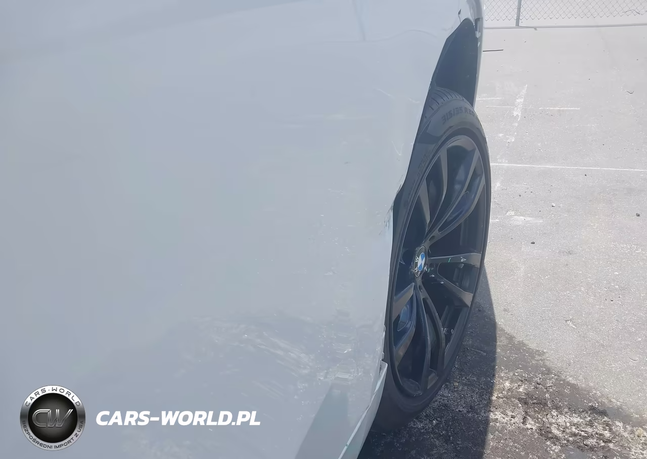 2018 BMW X5 xDrive35I VIN:5UXKR0C53J0Y00751 - 21