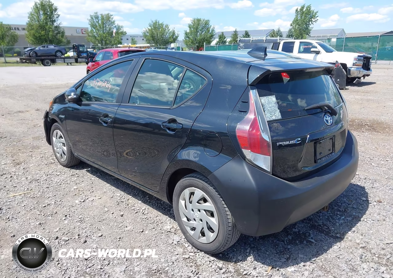 2015 Toyota Prius C Two VIN:JTDKDTB37F1111850 - 3