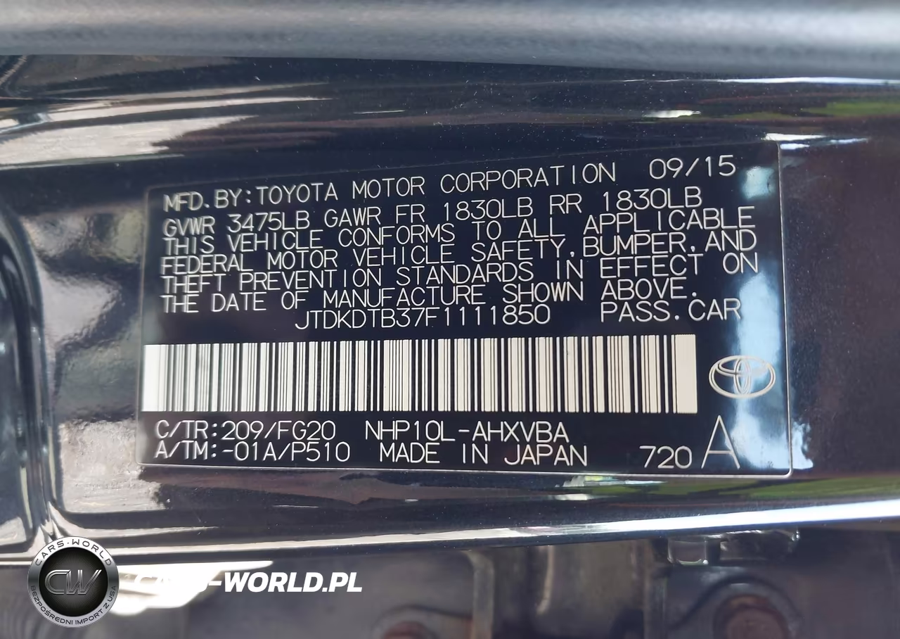 2015 Toyota Prius C Two VIN:JTDKDTB37F1111850 - 9