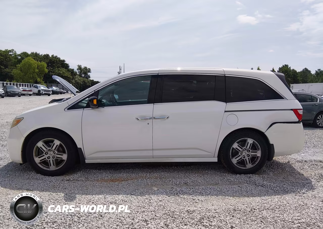 2013 Honda Odyssey Touring-Touring Elite VIN:5FNRL5H99DB007387 - 14