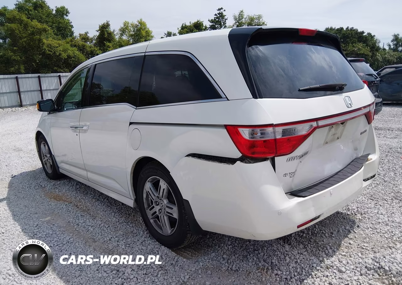 2013 Honda Odyssey Touring-Touring Elite VIN:5FNRL5H99DB007387 - 3