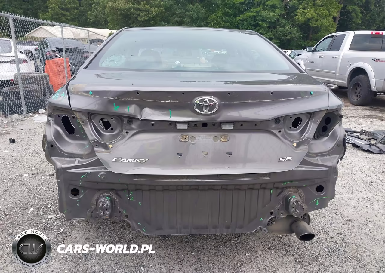 2016 Toyota Camry Se VIN:4T1BF1FK6GU265302 - 17