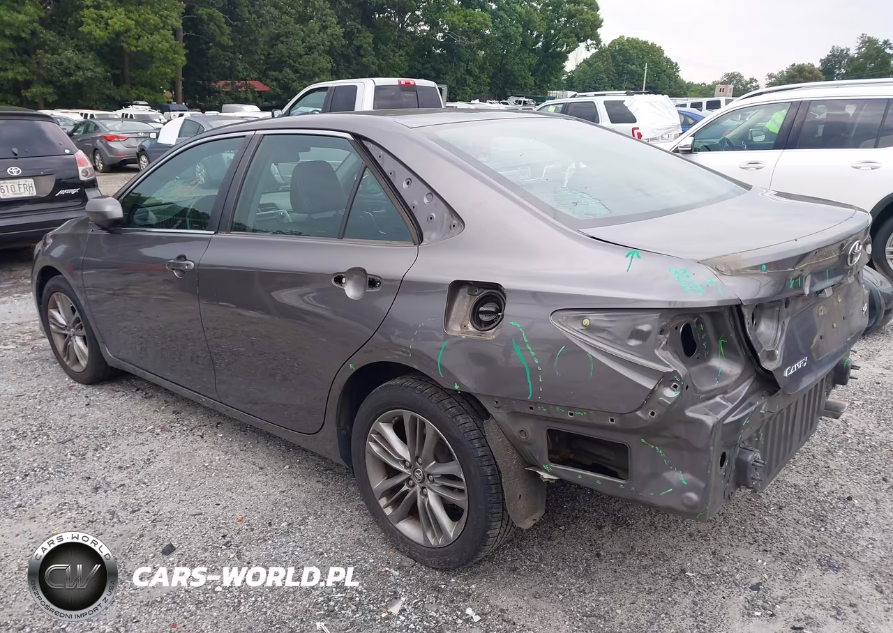 2016 Toyota Camry Se VIN:4T1BF1FK6GU265302 - 3