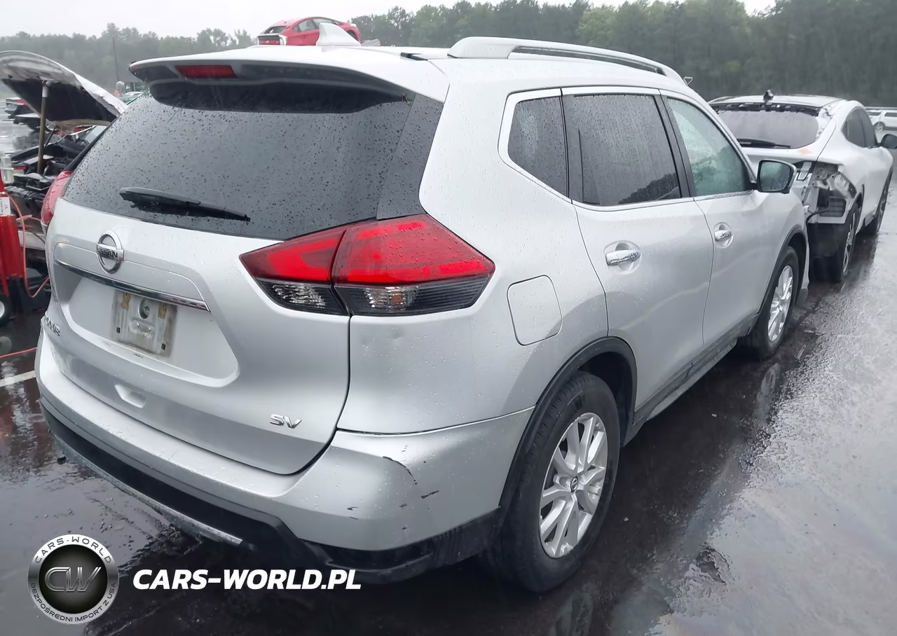 2017 Nissan Rogue Sv VIN:5N1AT2MN0HC825331 - 4