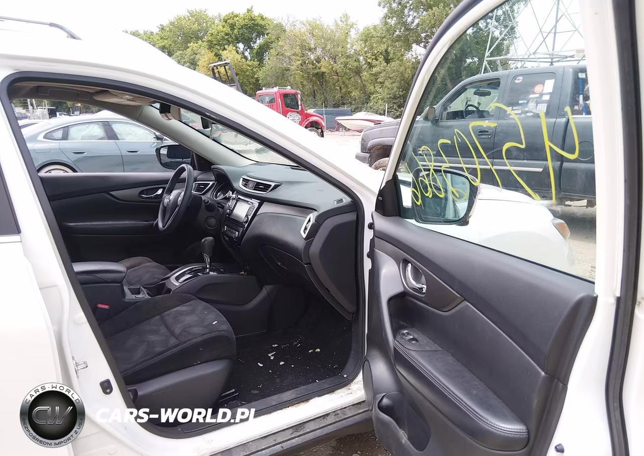 2015 Nissan Rogue Sv VIN:5N1AT2MVXFC787667 - 5