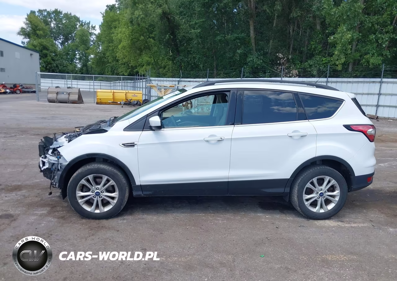 2018 Ford Escape Se VIN:1FMCU9G99JUC20754 - 15