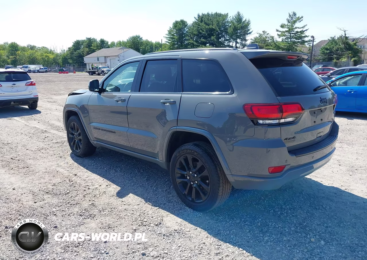 2022 Jeep Grand Cherokee Wk Laredo X 4X4 VIN:1C4RJFAGXNC120882 - 3