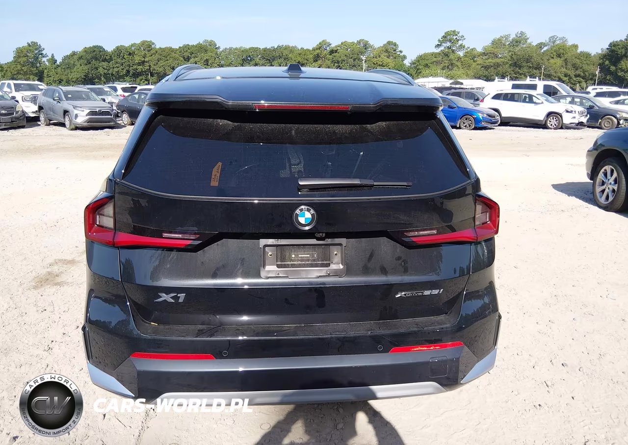 2026 BMW X1 xDrive28I VIN:WBX73EF0XT5474221 - 17