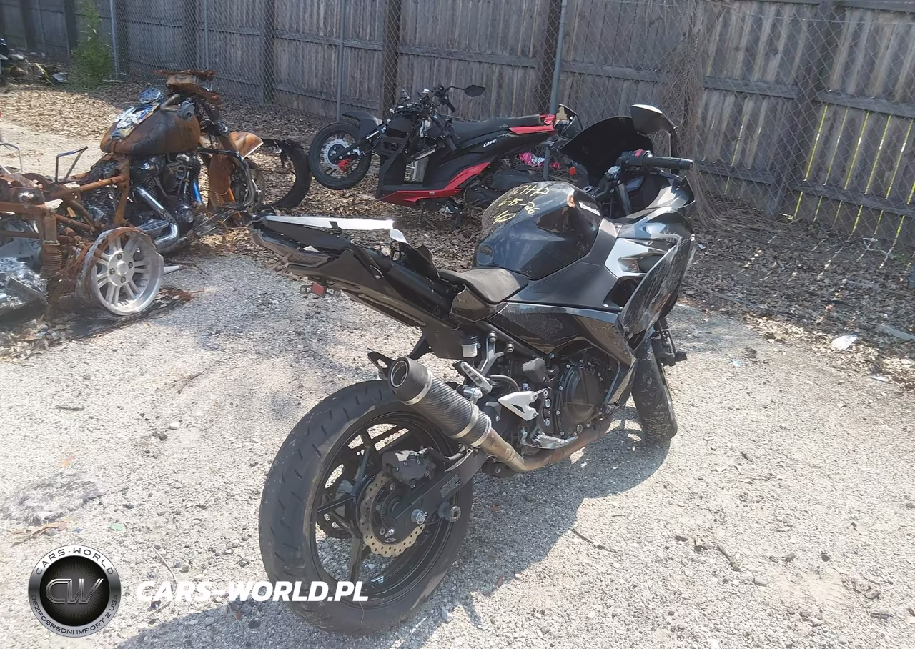 2022 Kawasaki Ex400 VIN:JKAEXKH19NDAH8652 - 4