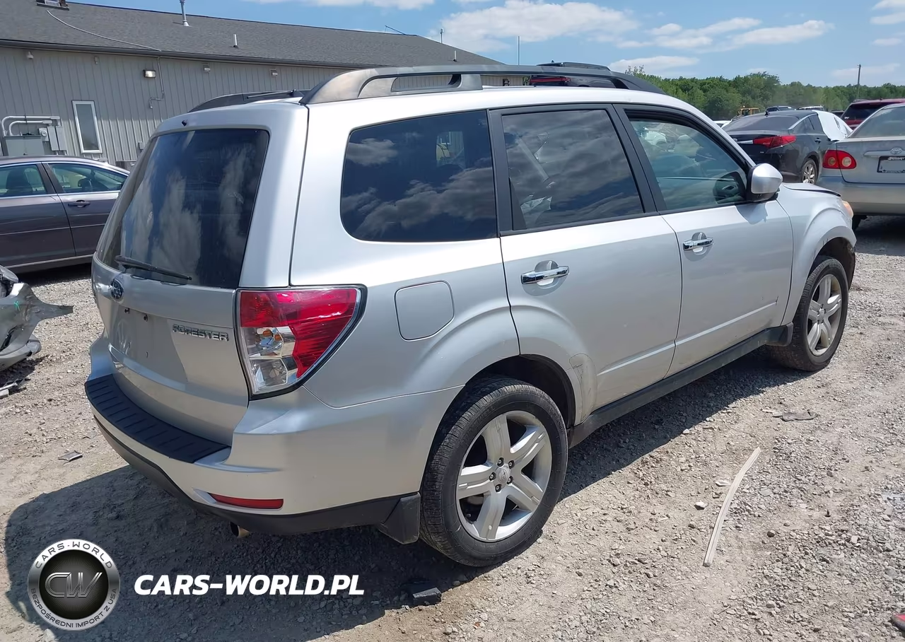 2010 Subaru Forester 2.5X Premium VIN:JF2SH6CC2AH905709 - 4