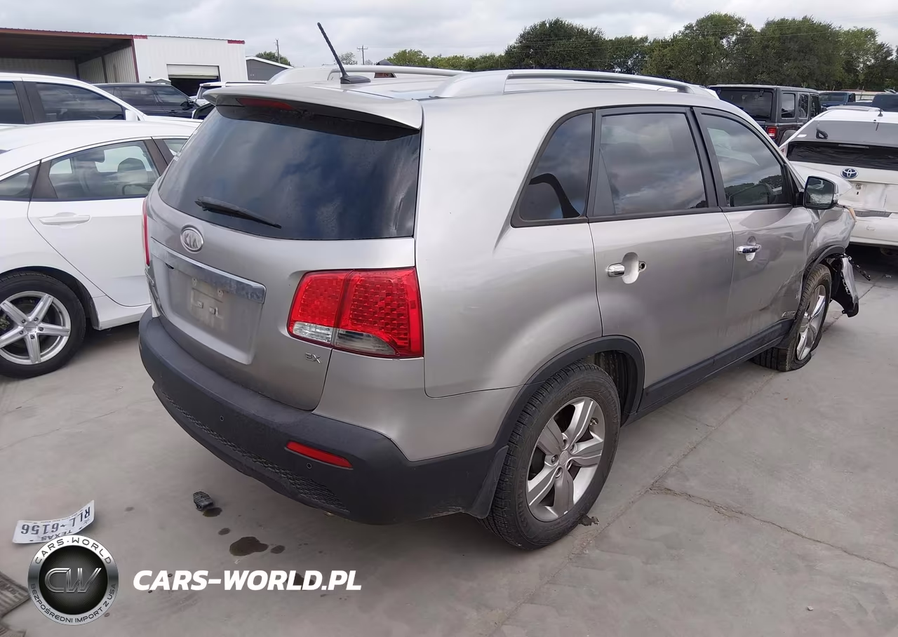 2013 Kia Sorento Ex VIN:5XYKUDA64DG416544 - 4