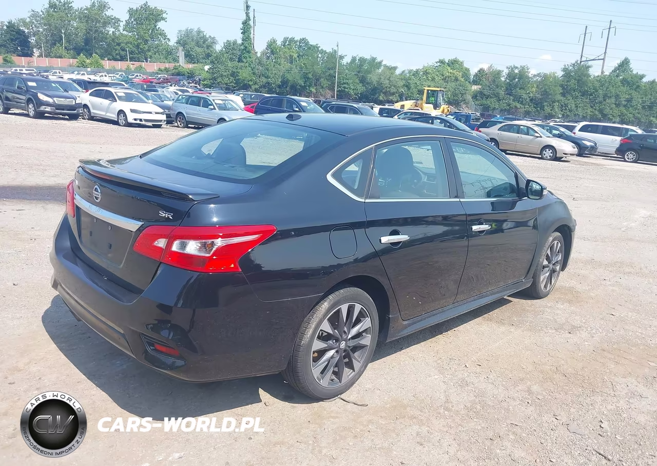 2017 Nissan Sentra Sr VIN:3N1AB7AP9HY335412 - 4