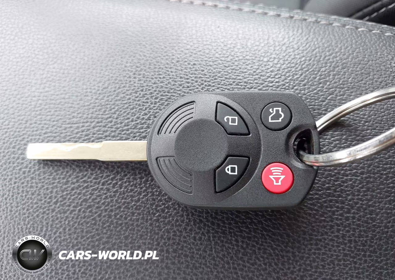 2018 Ford Escape Se VIN:1FMCU0GD4JUD07557 - 11