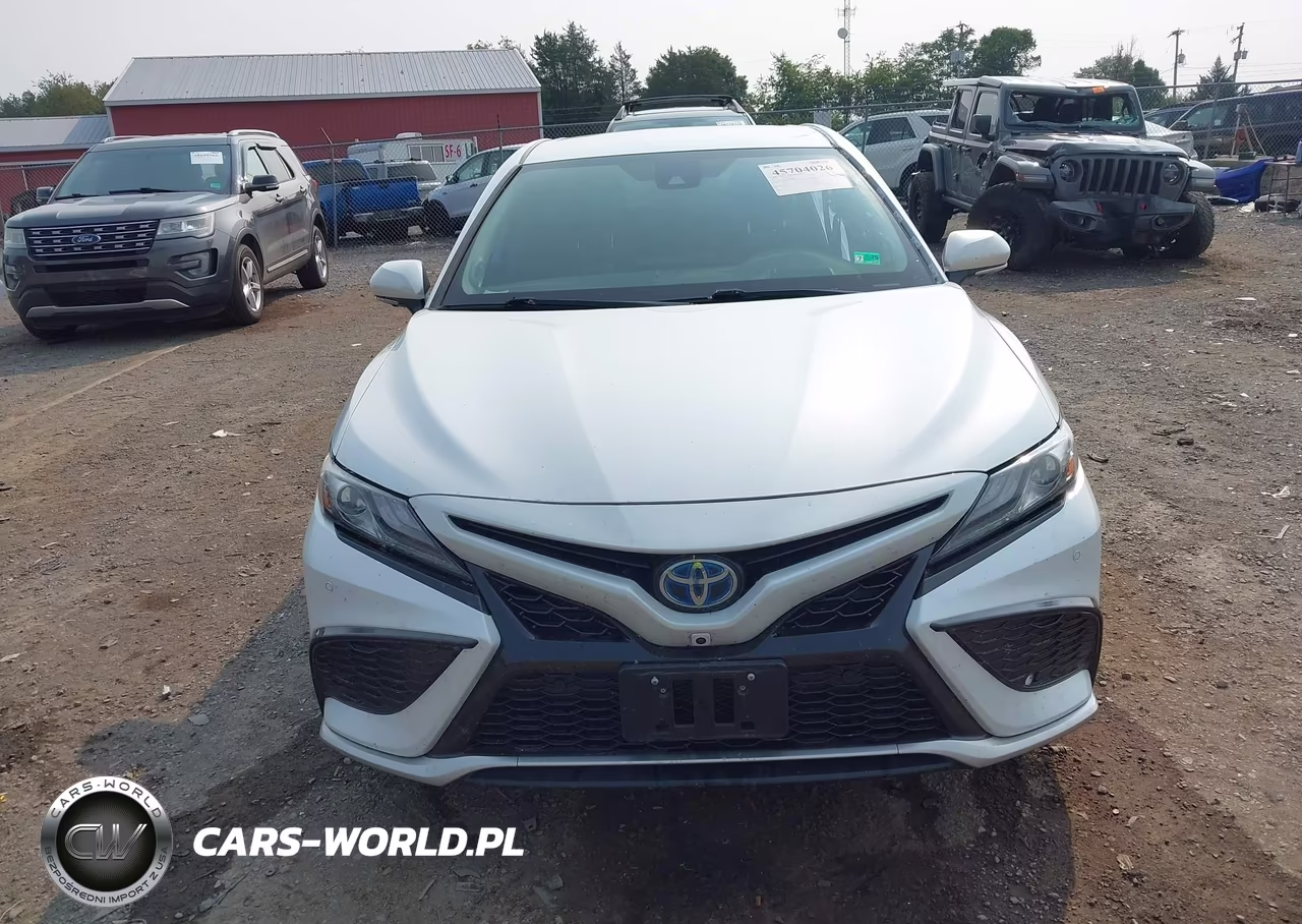2021 Toyota Camry Xse Hybrid VIN:4T1K31AK0MU558446 - 13