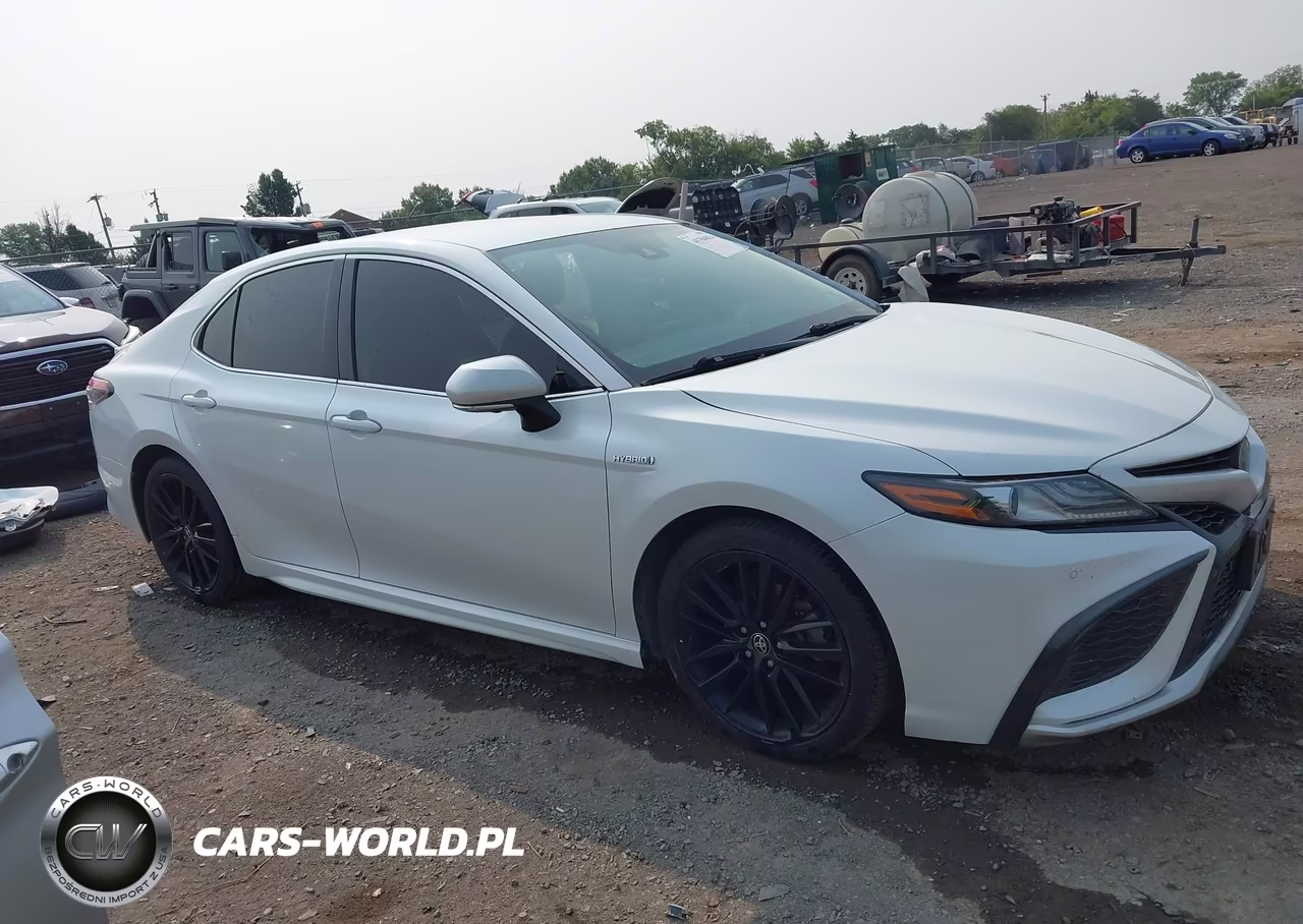 2021 Toyota Camry Xse Hybrid VIN:4T1K31AK0MU558446 - 14
