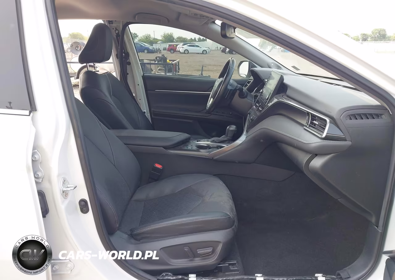 2021 Toyota Camry Xse Hybrid VIN:4T1K31AK0MU558446 - 5