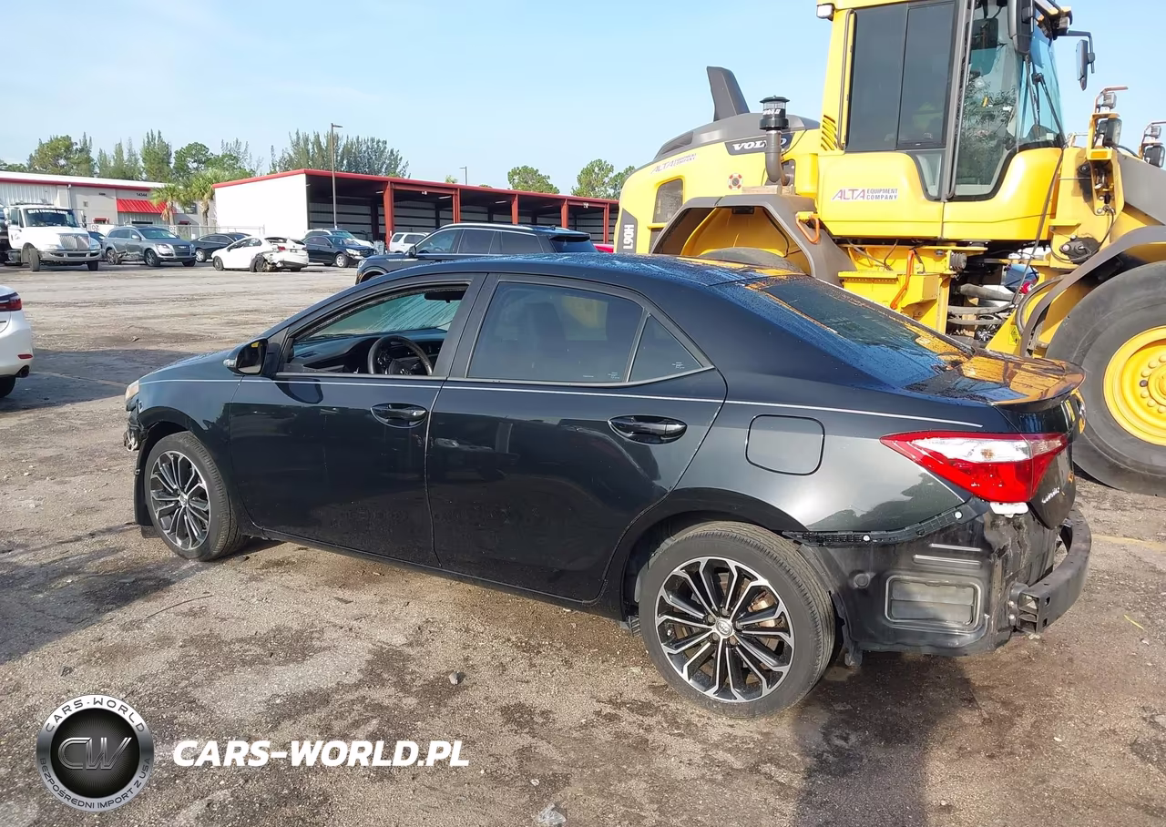 2015 Toyota Corolla S Plus VIN:2T1BURHE5FC285164 - 3