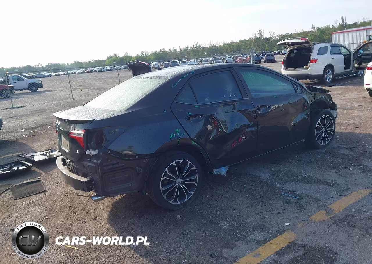 2015 Toyota Corolla S Plus VIN:2T1BURHE5FC285164 - 4