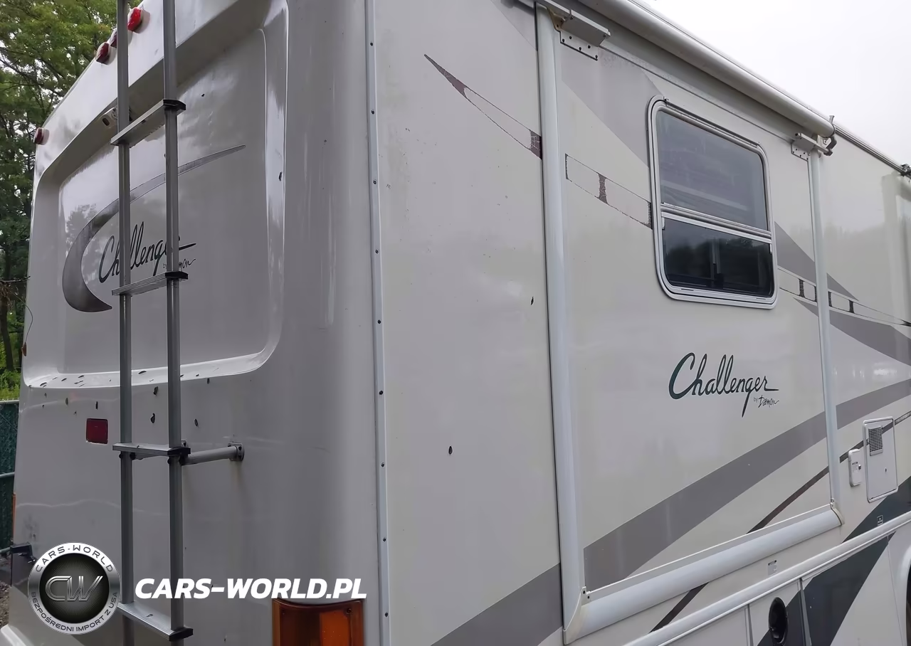 2003 Workhorse Custom Chassis Motorhome Chassis W22 VIN:5B4MP67G133370045 - 4