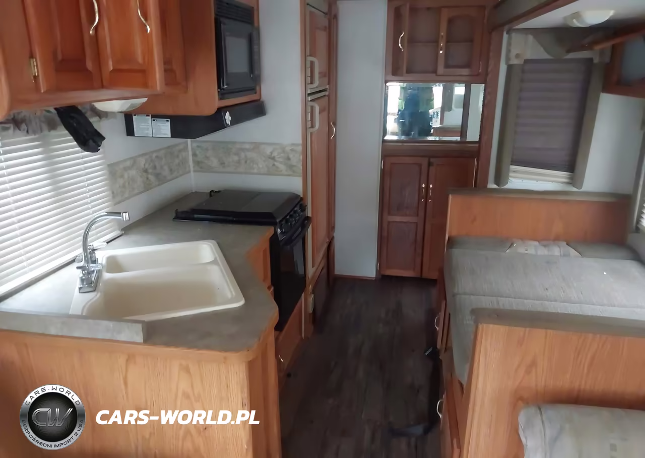2003 Workhorse Custom Chassis Motorhome Chassis W22 VIN:5B4MP67G133370045 - 8