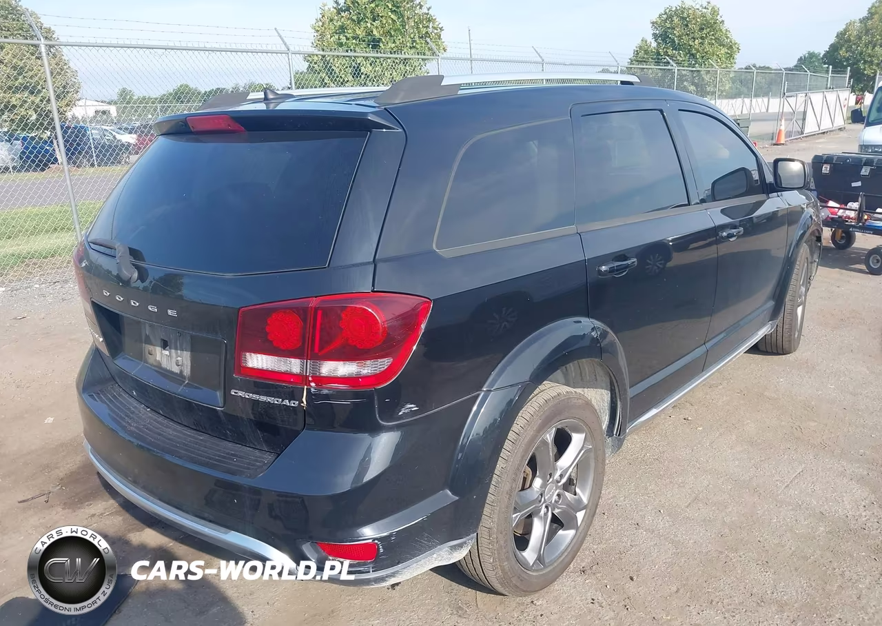2016 Dodge Journey Crossroad VIN:3C4PDCGB6GT164846 - 4