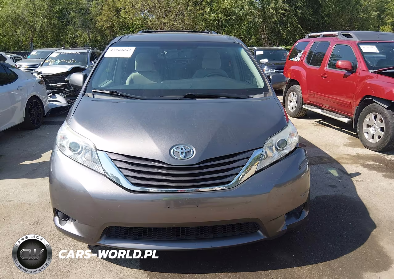 2016 Toyota Sienna Le 8 Passenger VIN:5TDKK3DC1GS732265 - 12