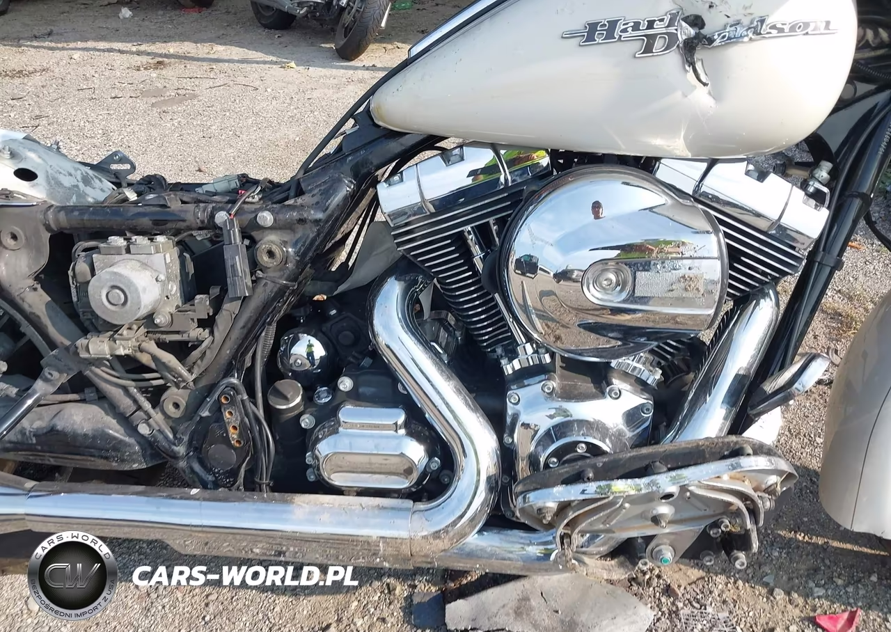 2015 Harley-Davidson Flhxs Street Glide Special VIN:1HD1KRM12FB660476 - 8