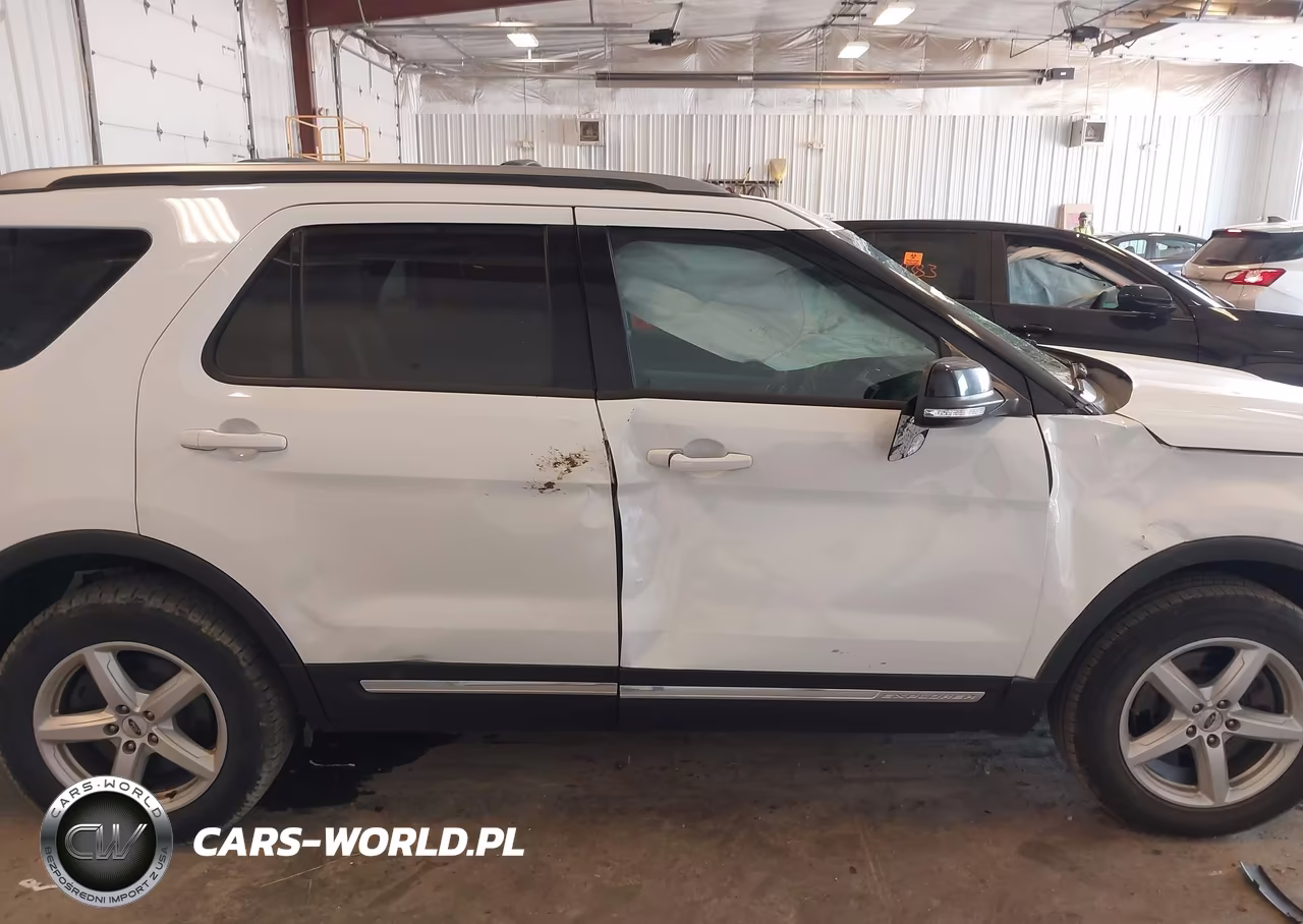 2016 Ford Explorer Xlt VIN:1FM5K8D85GGB40914 - 13
