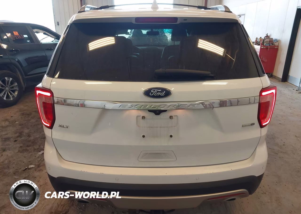 2016 Ford Explorer Xlt VIN:1FM5K8D85GGB40914 - 16