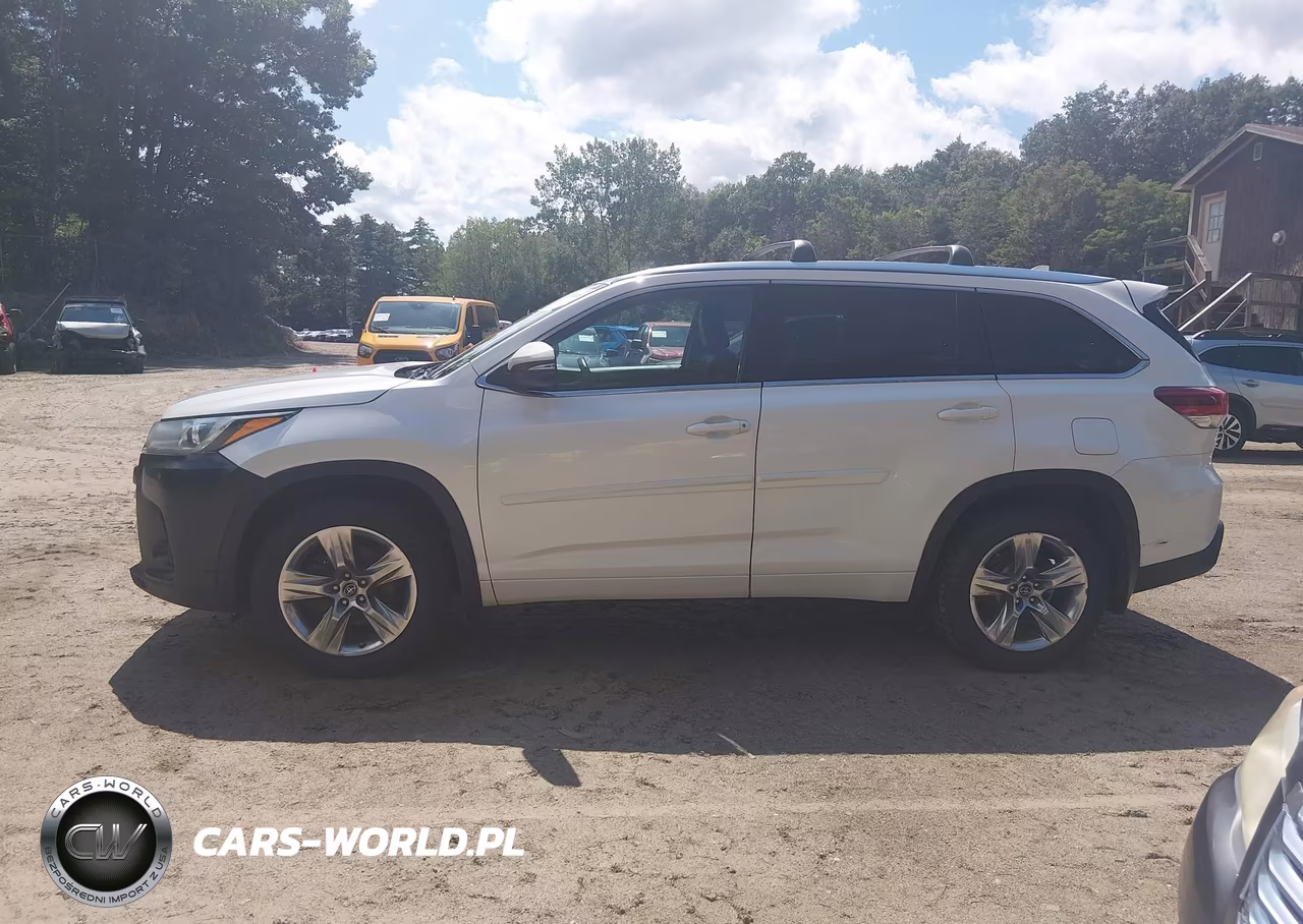 2018 Toyota Highlander Limited VIN:5TDDZRFH3JS894325 - 14