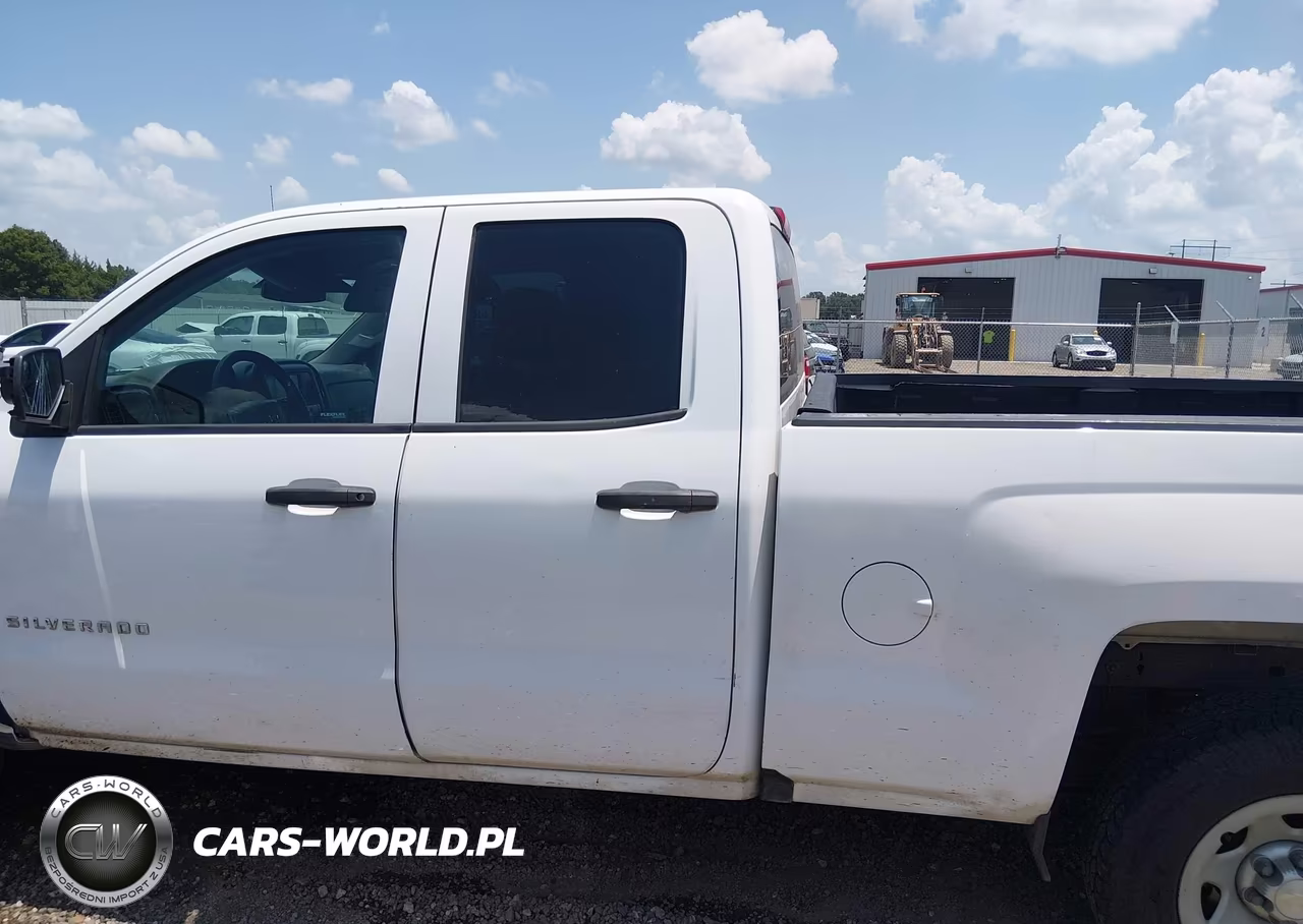 2018 Chevrolet Silverado 1500 Wt VIN:1GCRCNEH4JZ203447 - 14