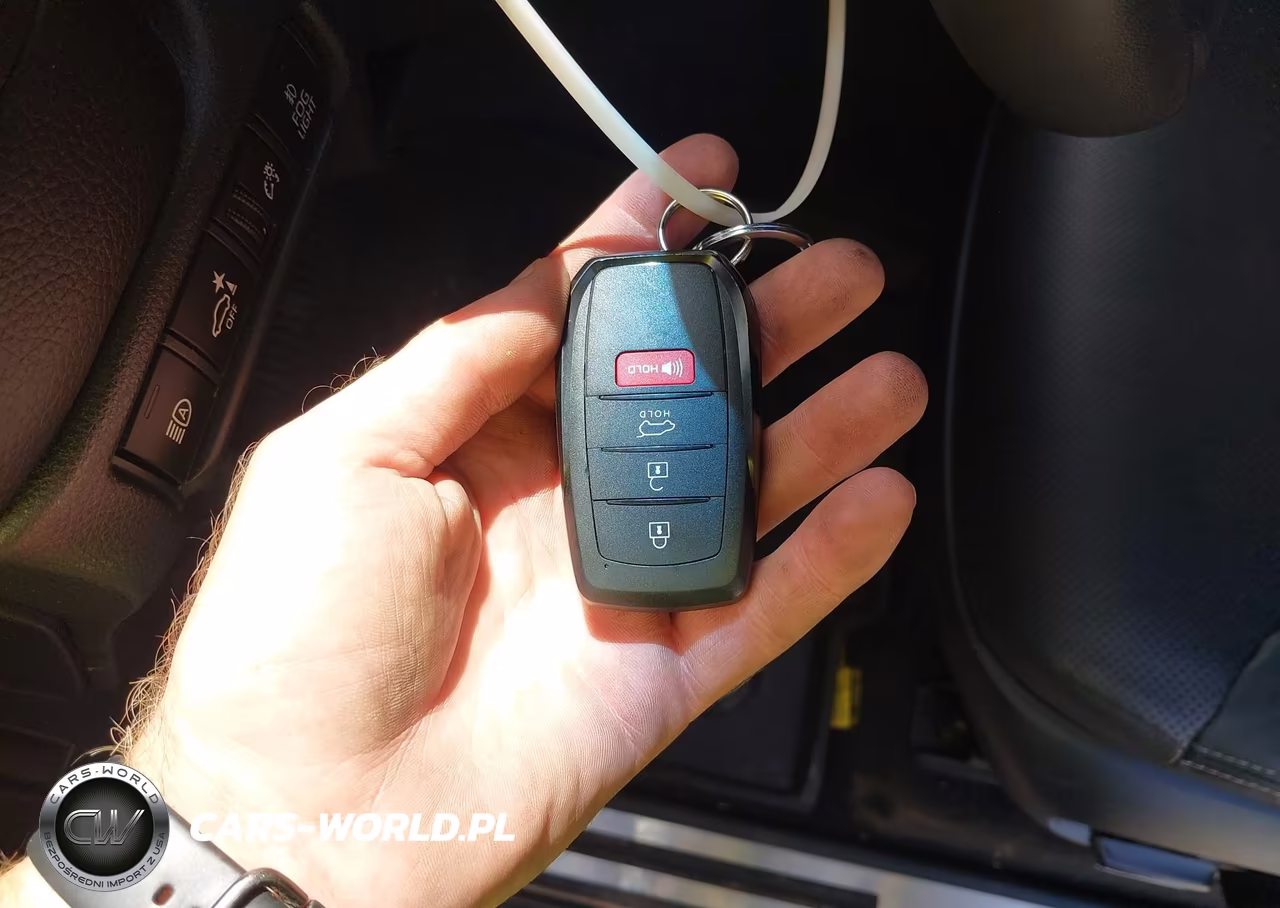 2024 Toyota Land Cruiser VIN:JTEABFAJ0RK003390 - 11