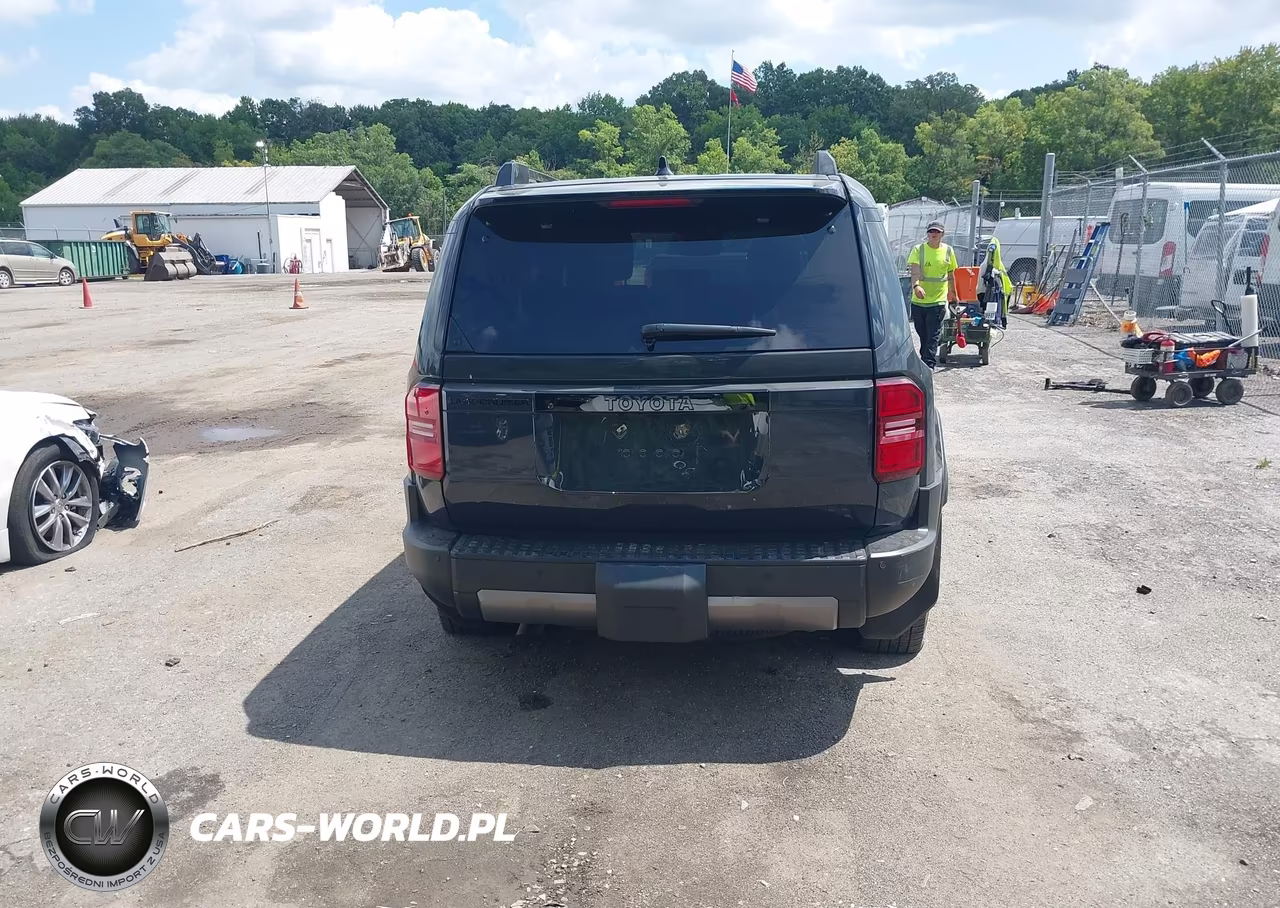 2024 Toyota Land Cruiser VIN:JTEABFAJ0RK003390 - 16