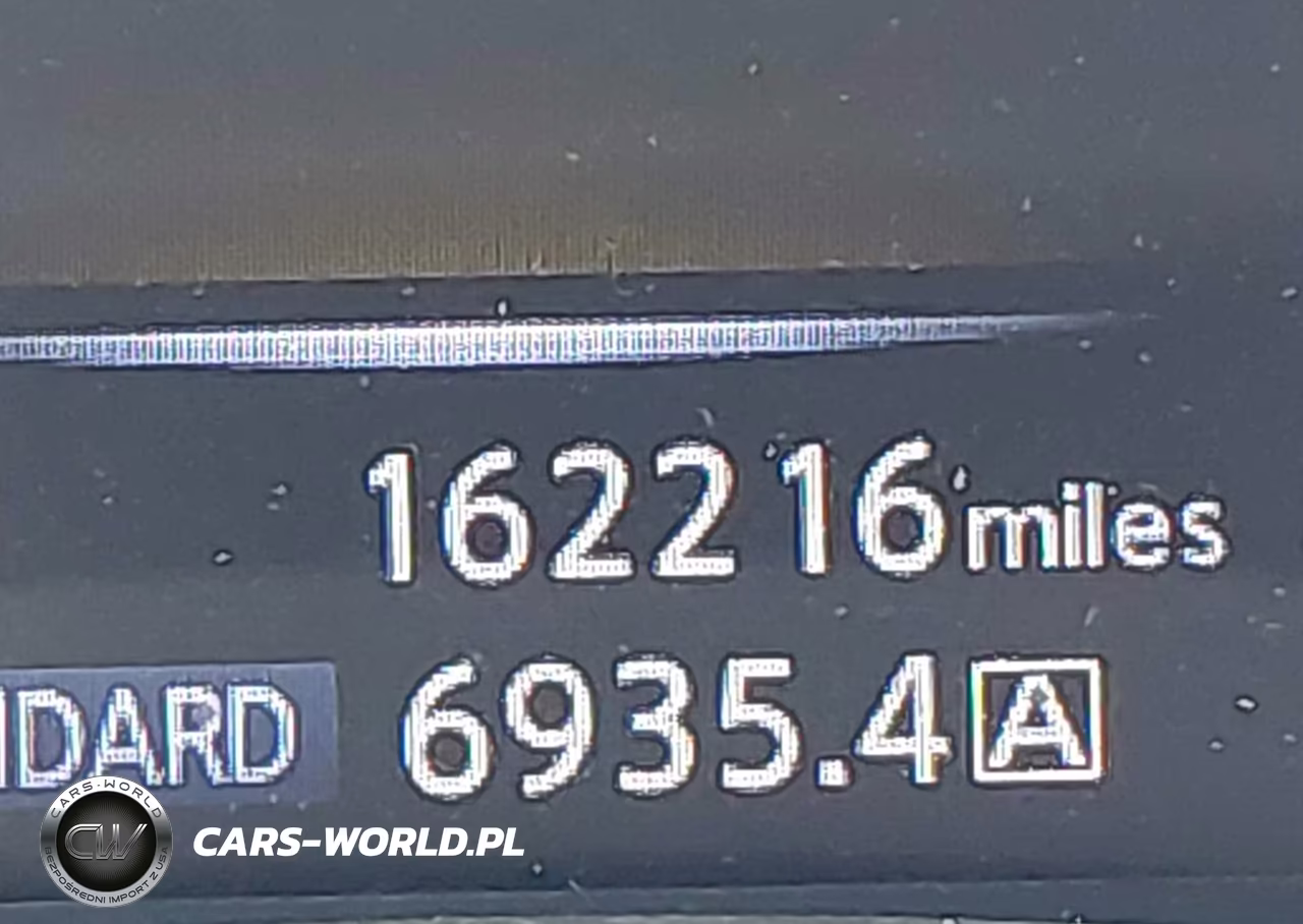 2018 Infiniti Q50 Luxe-Sport VIN:JN1EV7AP9JM361476 - 15