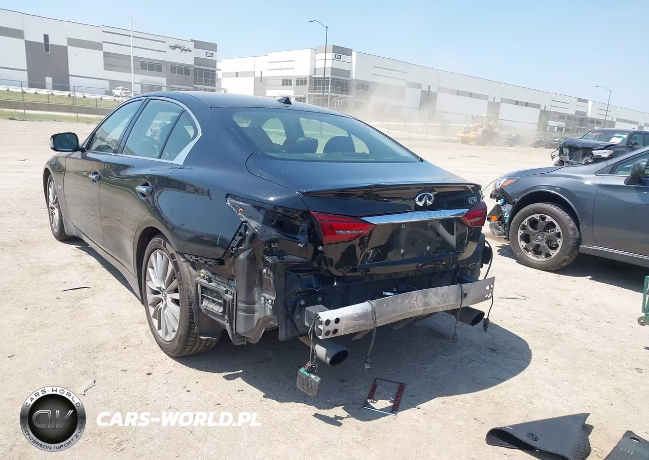 2018 Infiniti Q50 Luxe-Sport VIN:JN1EV7AP9JM361476 - 3