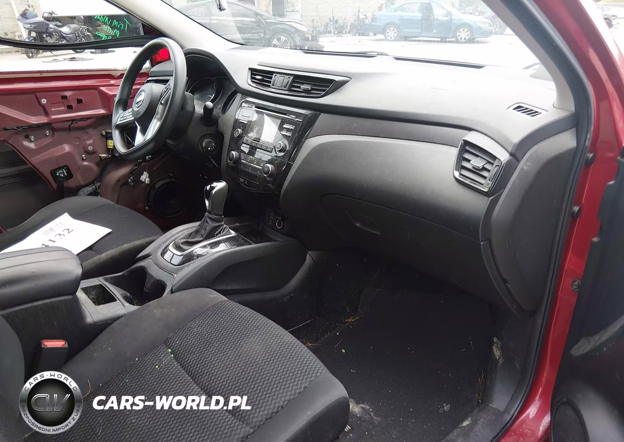 2018 Nissan Rogue Sport S VIN:JN1BJ1CR1JW252590 - 5