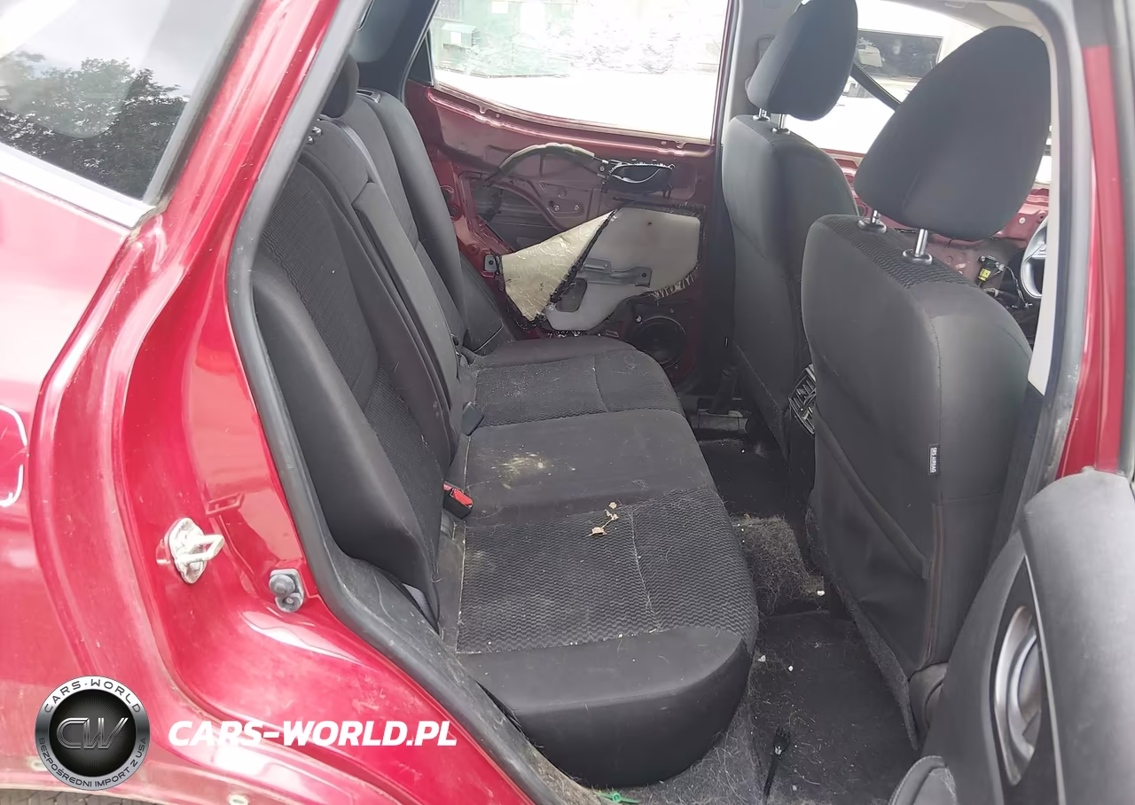 2018 Nissan Rogue Sport S VIN:JN1BJ1CR1JW252590 - 8