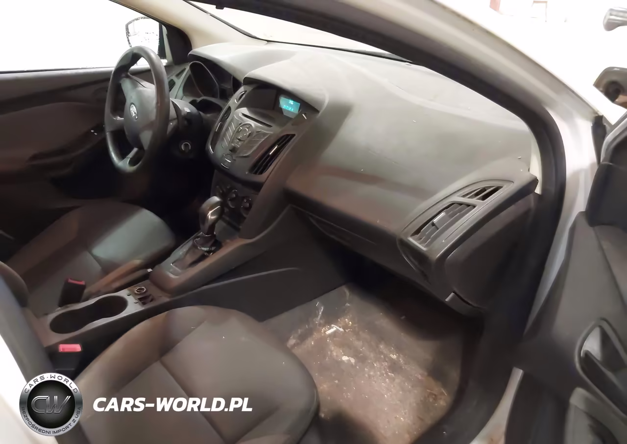 2014 Ford Focus S VIN:1FADP3E20EL323257 - 5