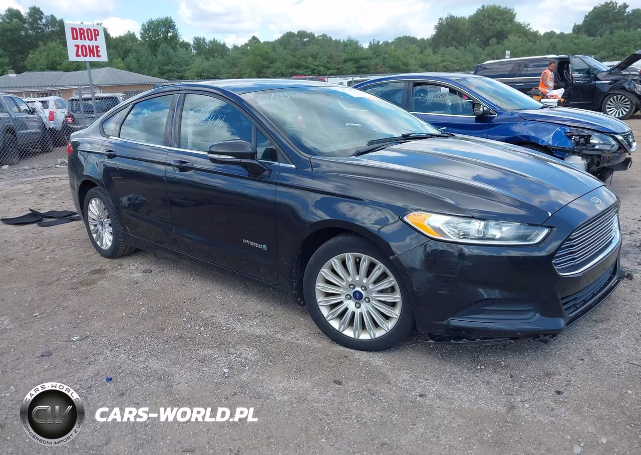 2013 Ford Fusion Hybrid Se – zdjęcie 1 z 17