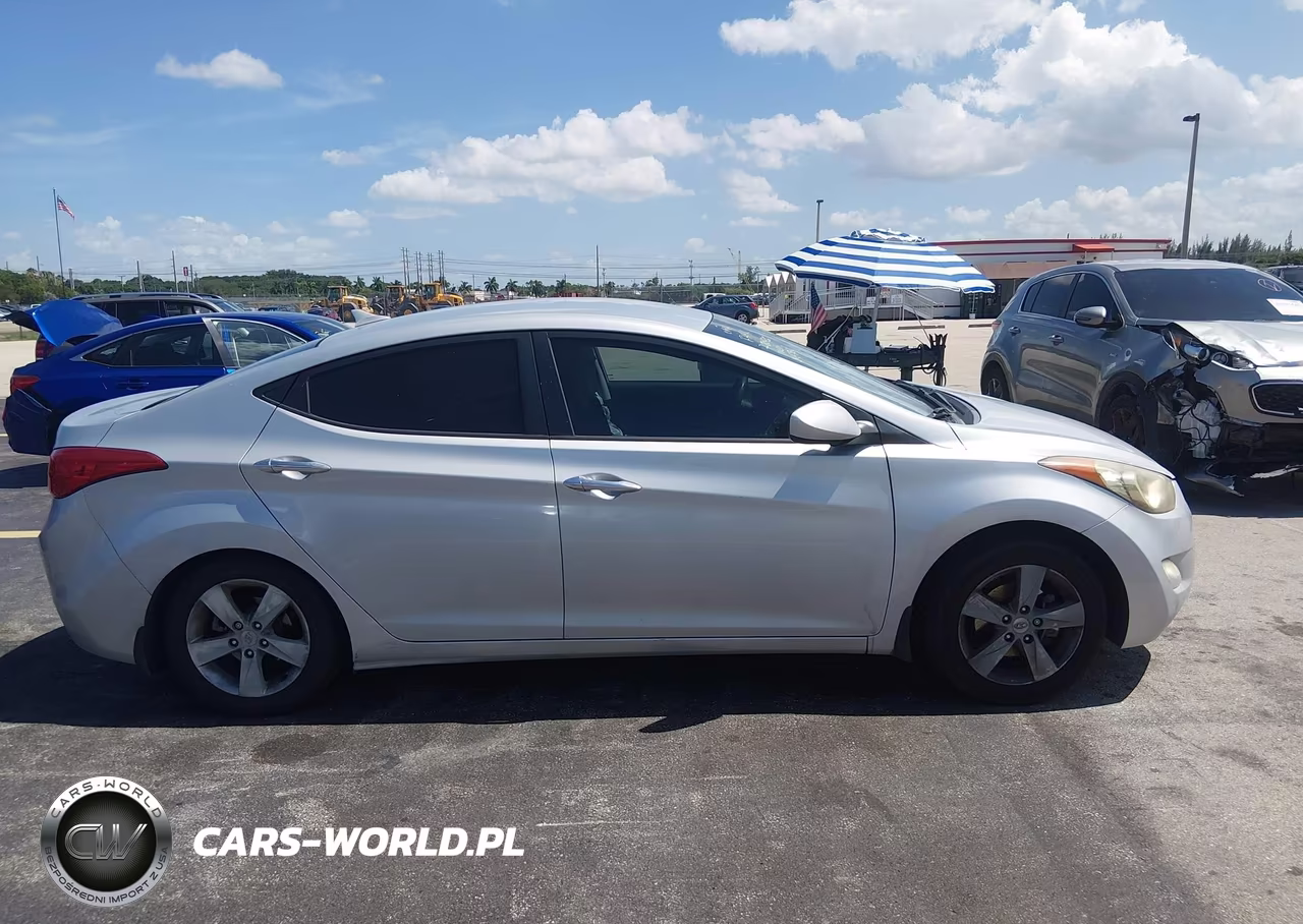 2013 Hyundai Elantra Gls VIN:KMHDH4AE6DU664065 - 13