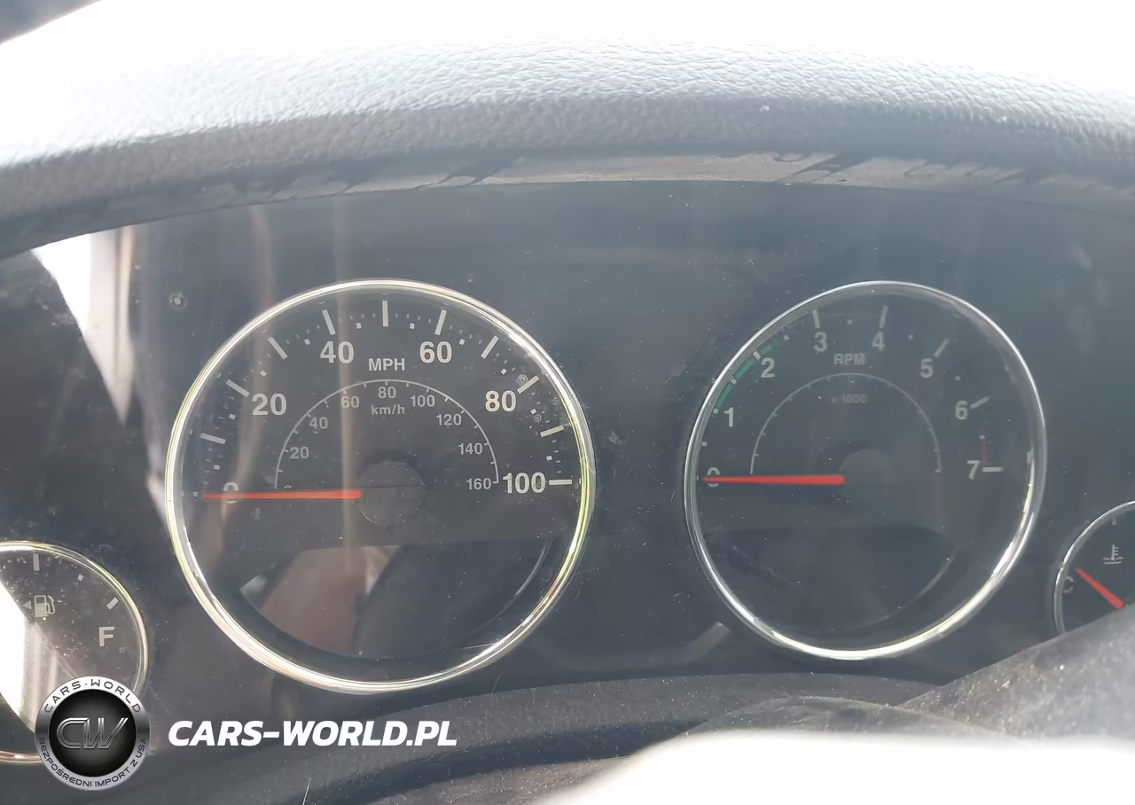 2018 Jeep Wrangler Jk Unlimited Sahara 4X4 VIN:1C4HJWEG6JL918585 - 7