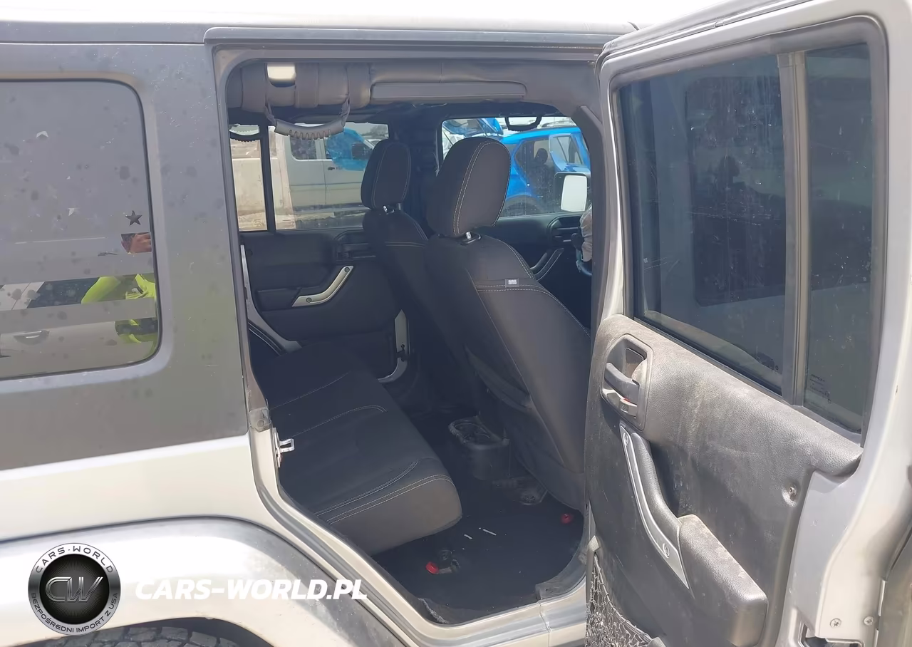 2018 Jeep Wrangler Jk Unlimited Sahara 4X4 VIN:1C4HJWEG6JL918585 - 8