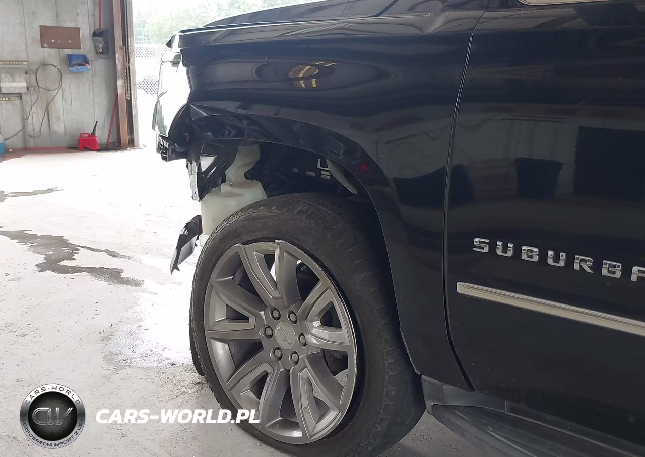 2019 Chevrolet Suburban Lt VIN:1GNSCHKC9KR107415 - 19