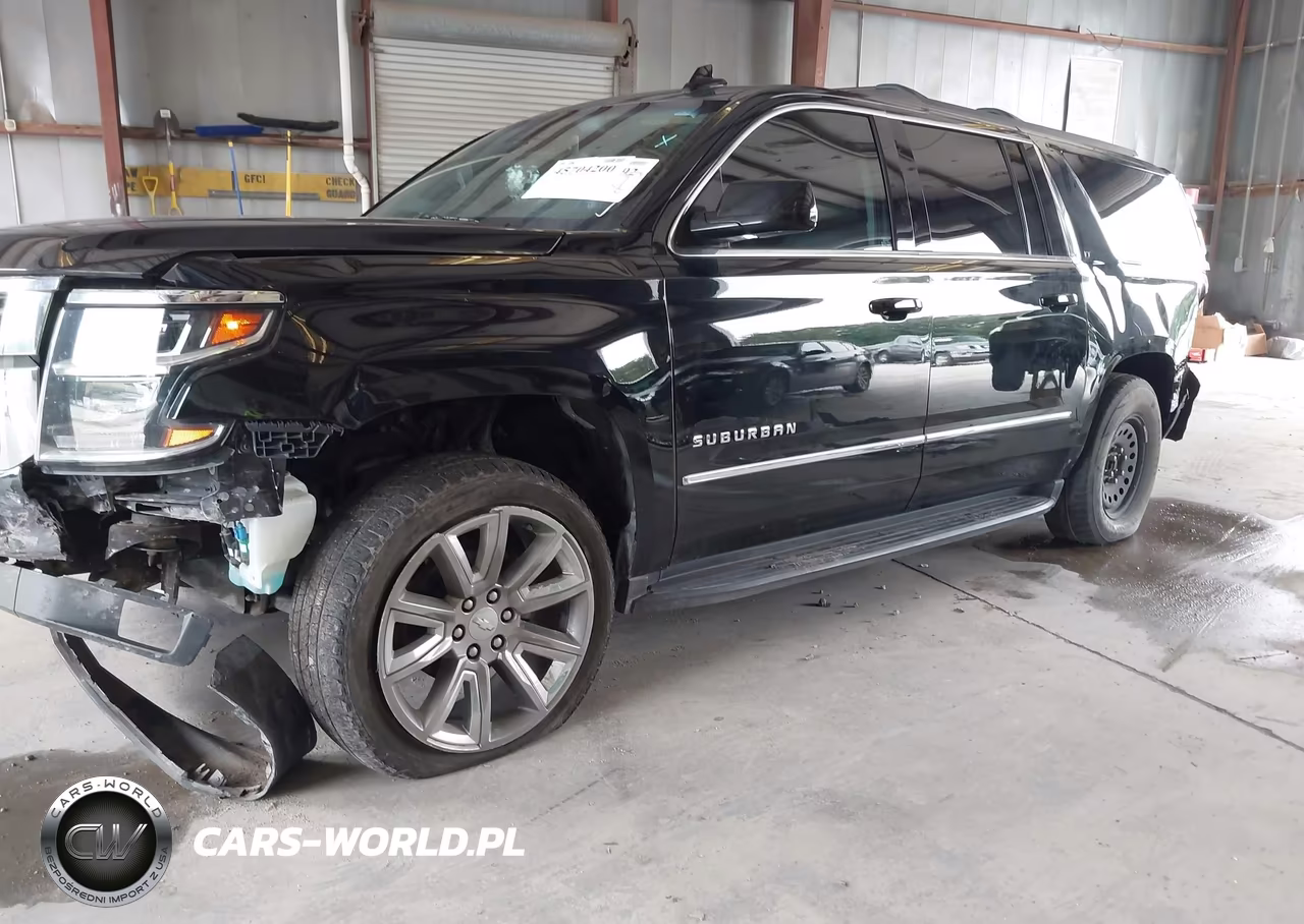2019 Chevrolet Suburban Lt VIN:1GNSCHKC9KR107415 - 2