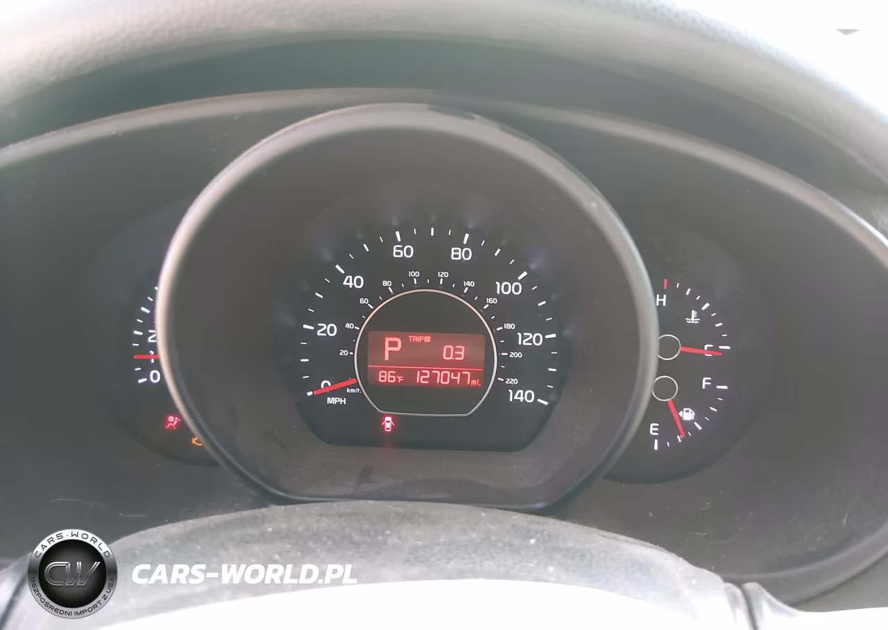 2016 Kia Soul + VIN:KNDJP3A56G7874818 - 7
