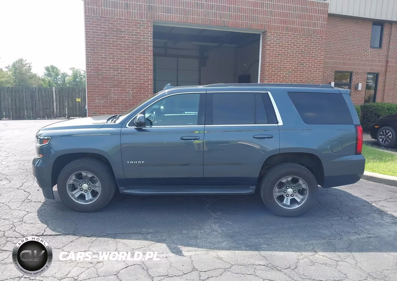 2019 Chevrolet Tahoe Ls VIN:1GNSKAEC1KR138387 - 17